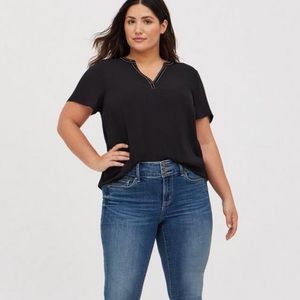 TORRID NWT Georgette Embellished Neck Blouse 🖤